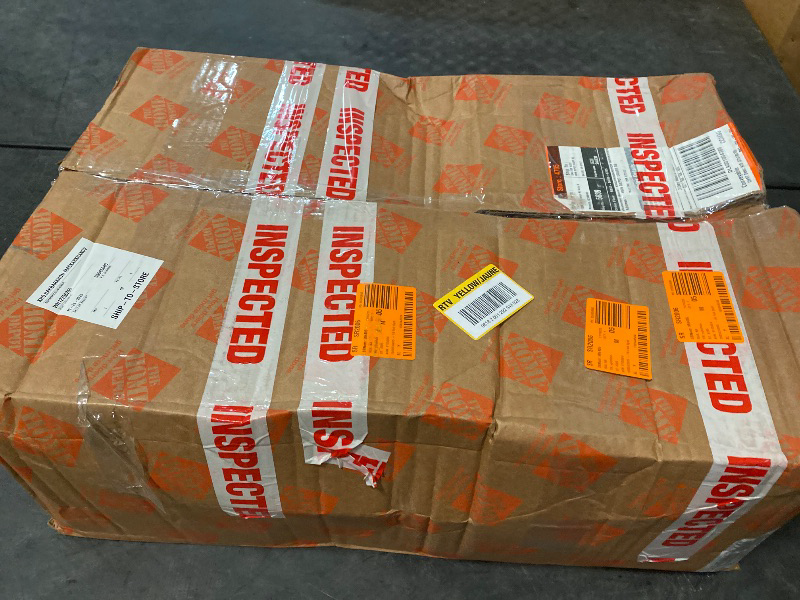 Photo 1 of 9 Count T6 Full Synthetic SAE 5W-40 Diesel Motor Oil 1 Gal