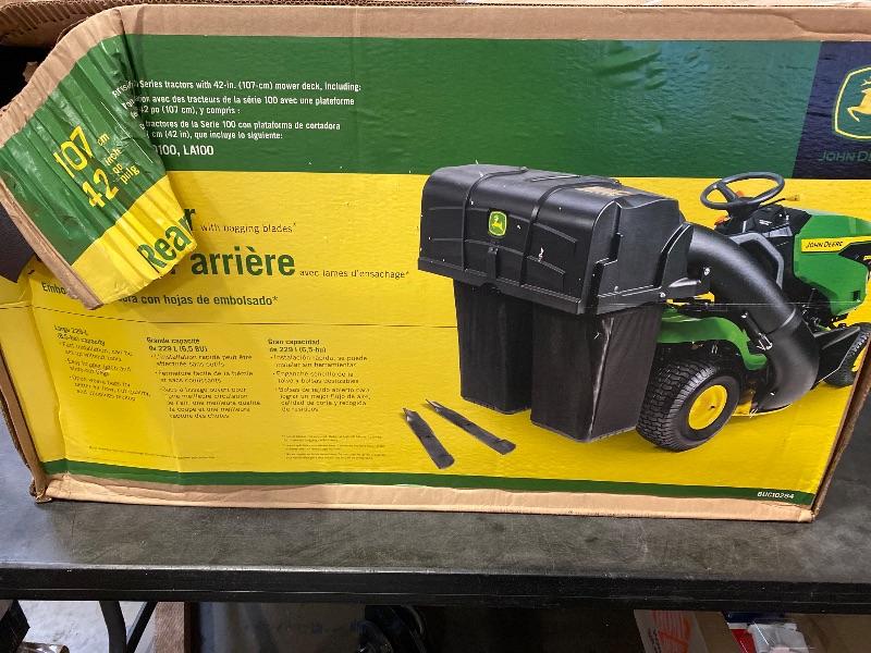 Photo 1 of John Deere BUC10907 – Bagger