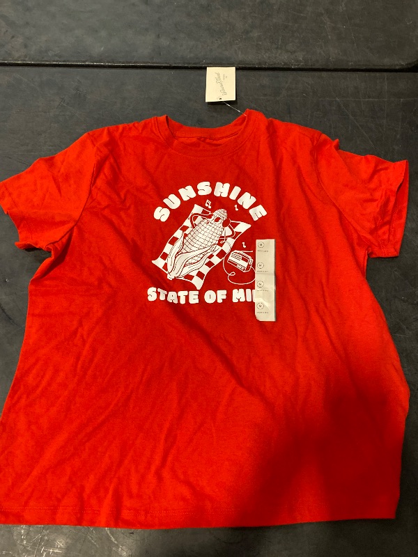 Photo 1 of M Women's Short Sleeve Graphic T-Shirt Red Letters