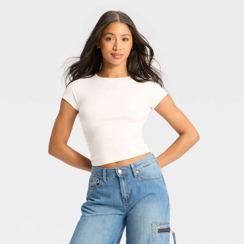 Photo 1 of M Women's Open Back Synthetic T-Shirt White