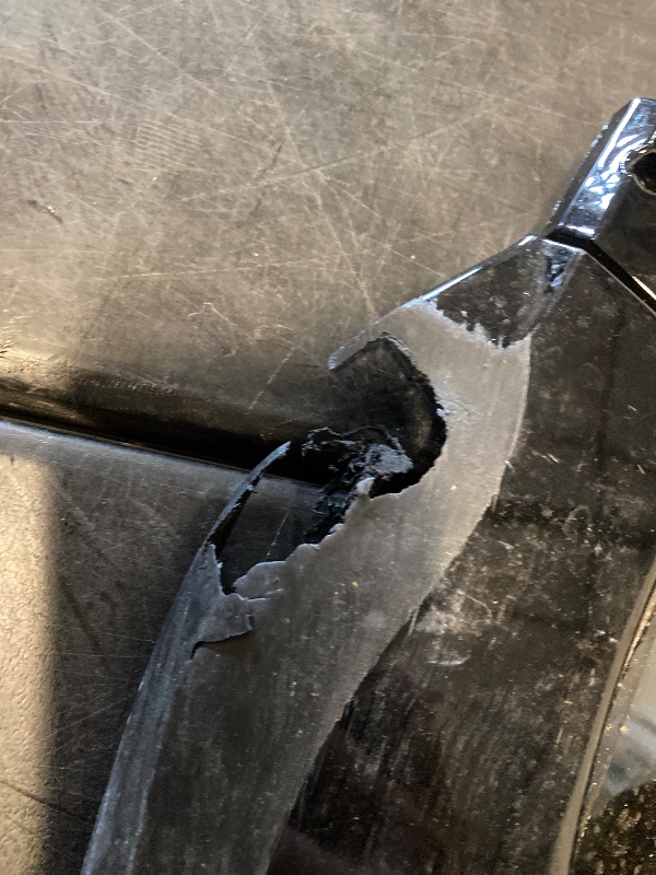 Photo 1 of Car Front Bumper Lip Diffuser Spoiler Splitter BodyKits for Chevrolet Camaro 2015 2016 2017 2018 2019 2020 2021(Glossy Black)