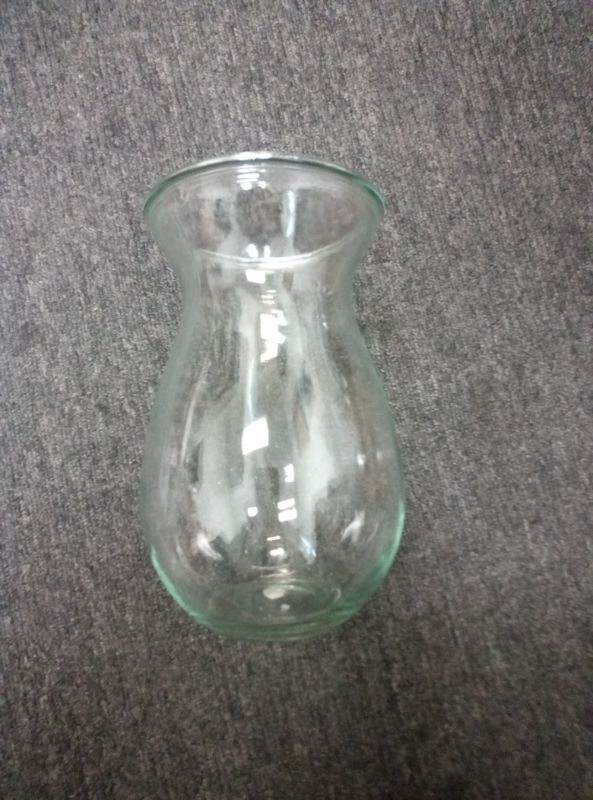 Photo 1 of 8" Clear Rose Vase