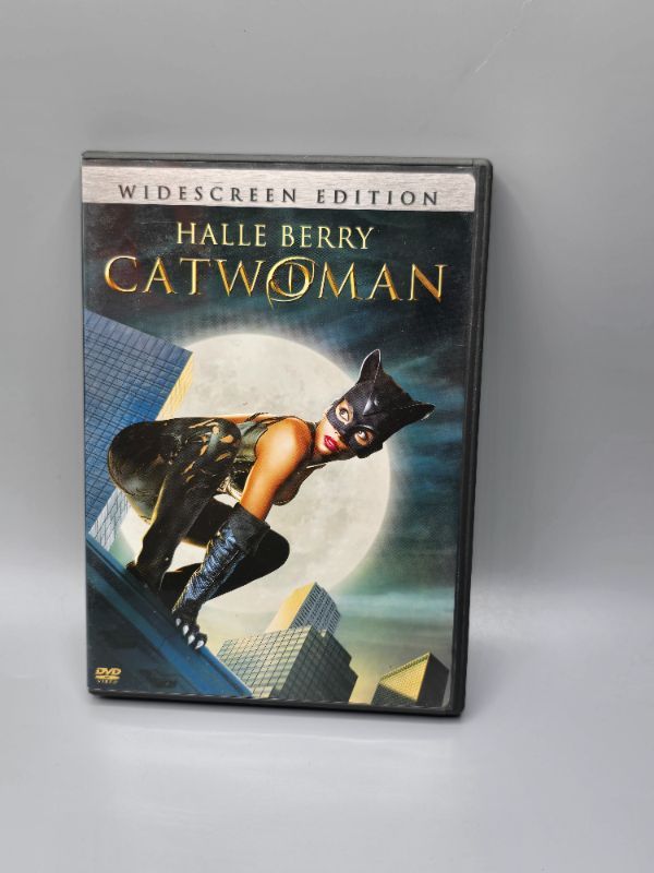 Photo 1 of Halle Berry - Catwoman - Wide Screen Edition 