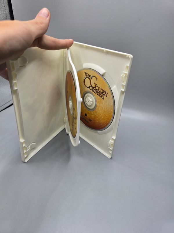 Photo 1 of The Golden Compass (Two-Disc Widescreen Edition)