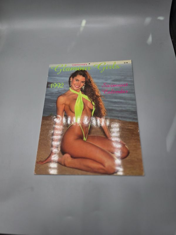 Photo 1 of 1992 California's Glamour Girls calendar Liz Zulick cover measures 11"X8 1/2" Collectable 