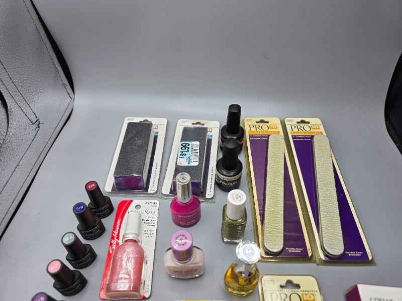 Photo 1 of 21pc Nail Bundle - Files - Polish - Buffers - Nail Drill - Gel Polish