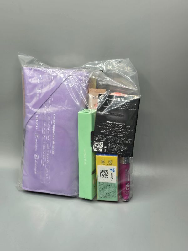 Photo 1 of 18pc Miscellaneous Brand Name Cosmetics & Accessories