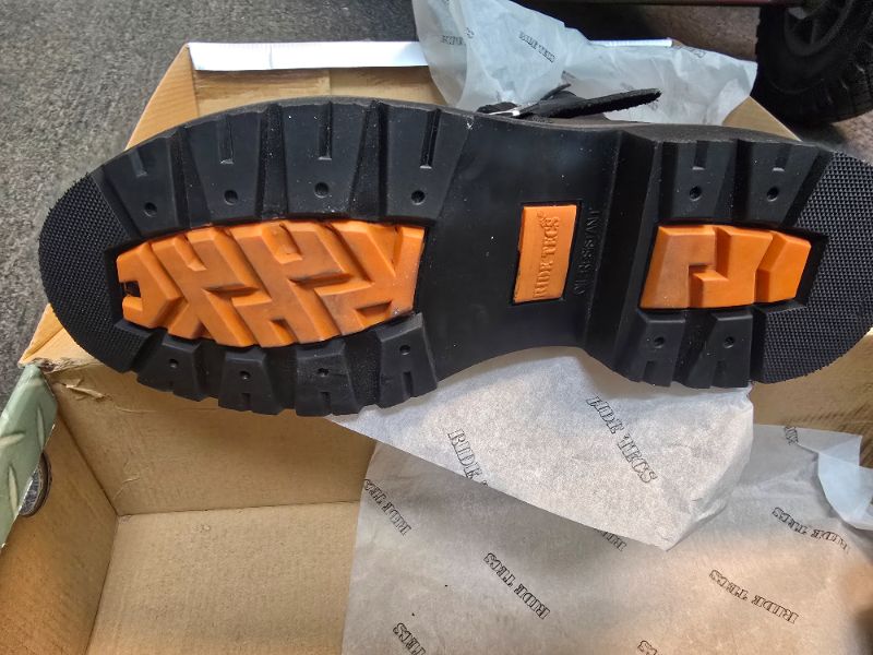 Photo 1 of S 11 RIDETECS 16" Motorcycle Men’s Side Boot Zipper Oiled Leather Boots