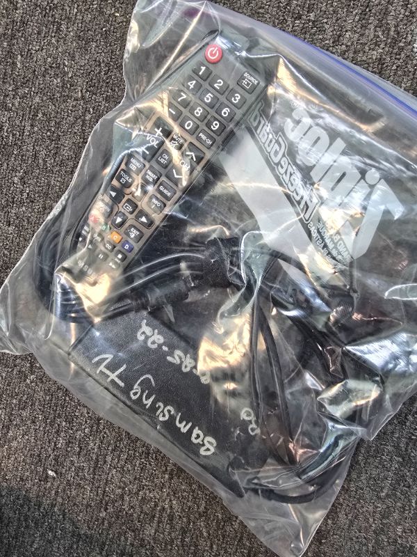 Photo 1 of 32" Class J525D Full LED Smart TV - Motion Rate 60, Wide Color Enhancer, smart Apps, screen Mirroring, Full Browser, Wifi, DTS Premium Sound 5.1, Eco Sensor