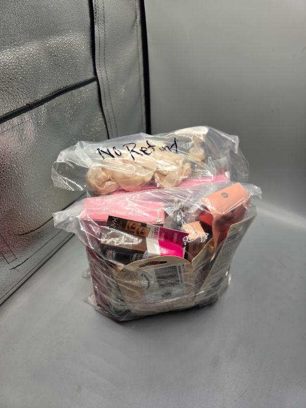Photo 1 of 37 New, Dissipated & Returned Beauty Items 