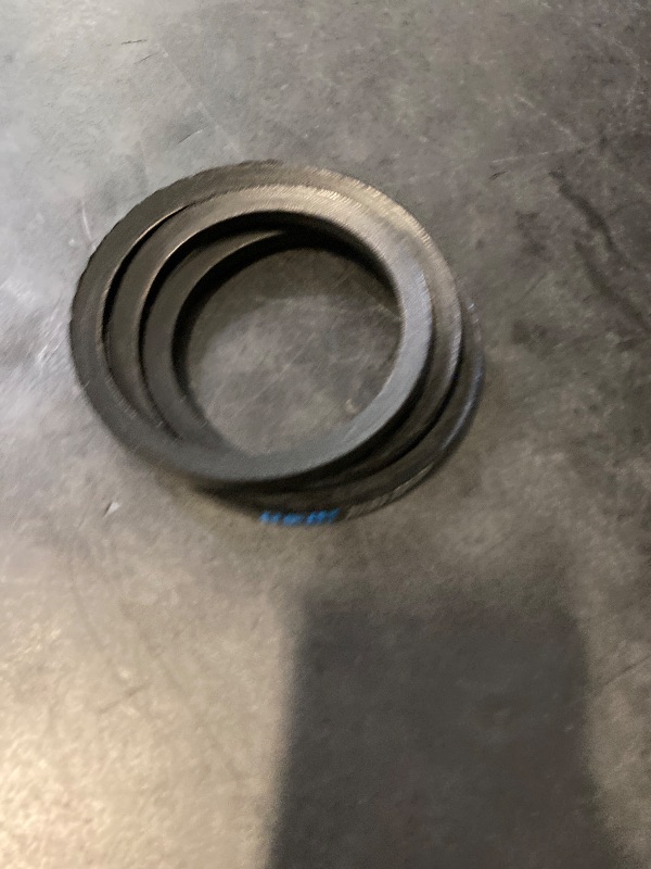 Photo 1 of Replacement for fits B49/5L520 Belt fits Universal Several