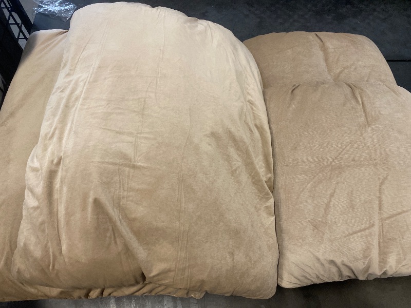 Photo 1 of 4 Couch Accessories, 2 Long Back Pillows 2 Small Pillows