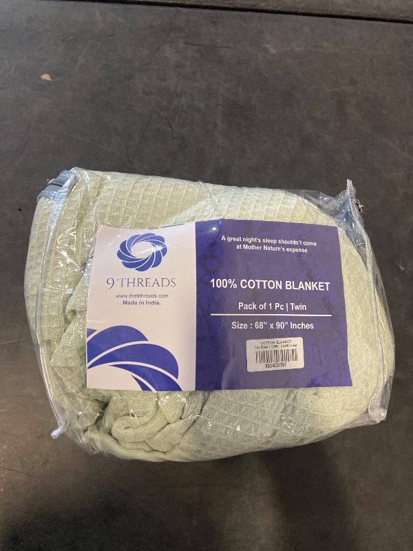 Photo 1 of (F/Q) 100% Cotton Waffle Weave Bed Blanket | Soft, Breathable, and Lightweight Blanket for All-Season | Perfect for Layering | Brielle Collection (Full/Queen, ICY Blue)