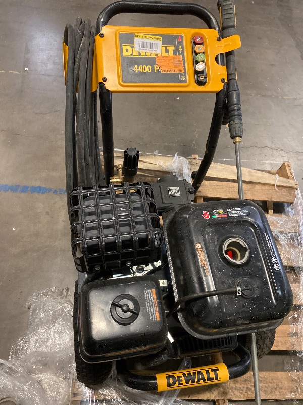 Photo 1 of 4400 PSI 4.0 GPM Cold Water Gas Pressure Washer