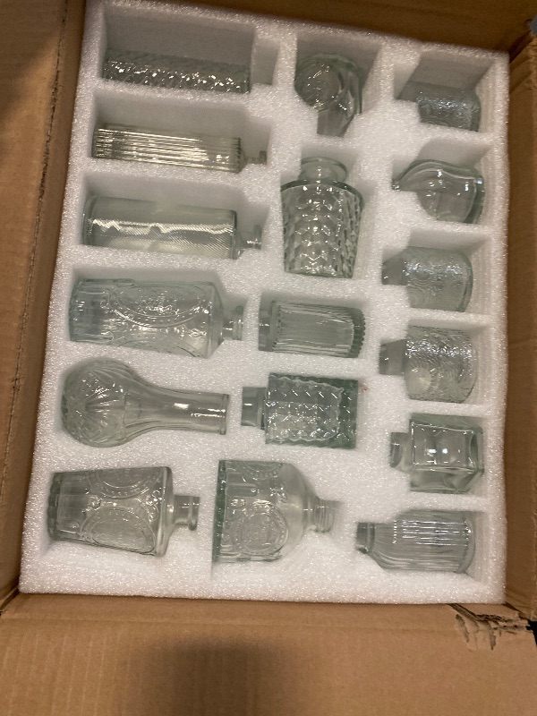 Photo 1 of Aheroi 32 Pcs Bud Vase Set, Clear Vases for Centerpieces, Cute Glass Bud Vases Small Vases for Flowers, Mini Vase Flower Vase Set for Wedding Decorations, Room Office Table Decor