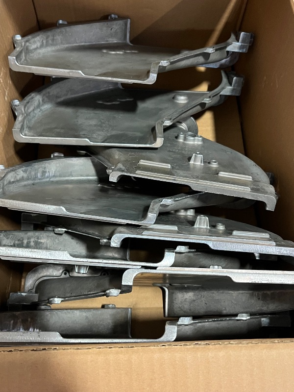 Photo 1 of DAERIM PRECISION VINA Cover Ducts
Part Number: DC63-03240A 
8 in Box