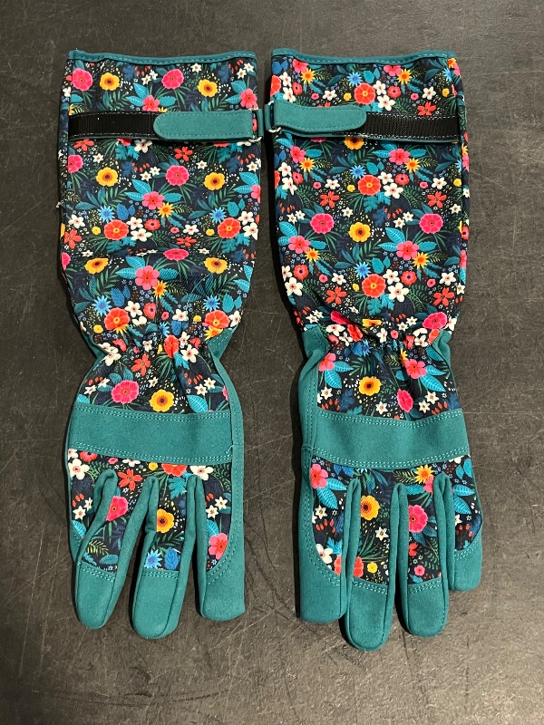 Photo 1 of Gardening Gloves for Women, Breathable leather Garden Gloves with Grip, Thorn-Proof Puncture-Resistant Work Gloves
