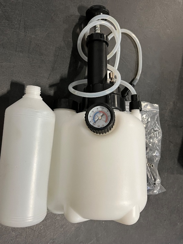 Photo 1 of 3L Brake Bleeder Kit One Man Brake Bleeder Vacuum Pump Kit Pressure Brake Fluid Bleeding Kit with 1L Brake Bleed Bottle and 4 Master Cylinder Adapters
