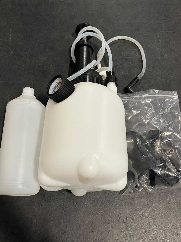 Photo 1 of 3L Brake Bleeder Kit One Man Brake Bleeder Vacuum Pump Kit Pressure Brake Fluid Bleeding Kit with 1L Brake Bleed Bottle and 4 Master Cylinder Adapters

