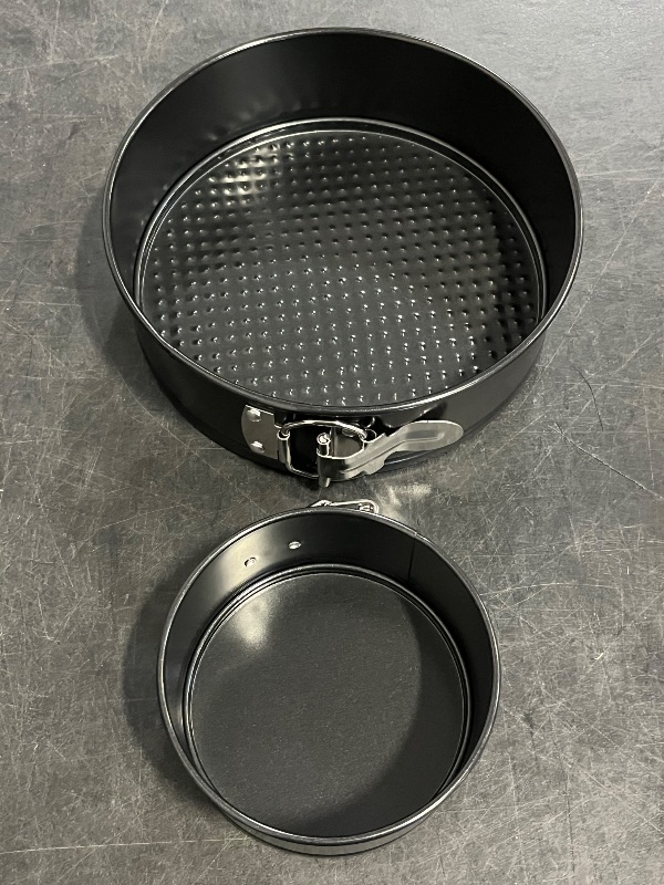 Photo 1 of Hiware Springform Pan Set of 3 Non-stick Leakproof Round Cake Pan Set Includes 3 Pieces 6" 8" 10"