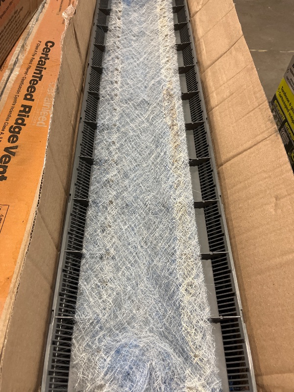 Photo 1 of CertainTeed 9" Class A Fire Filtered Filters, 4ft 19lbs, 10pack Charcoal Grey