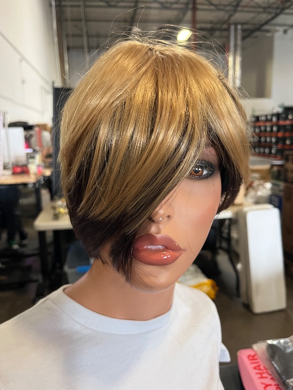 Photo 1 of Pixie Cut Wig for Women Synthetic Short Wigs Blonde Straight Short Bob Wigs with Bangs 1B-4-27 Color Hair (Black Brown Honey)