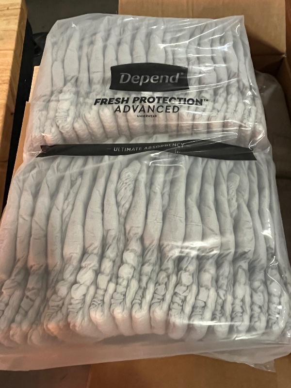 Photo 1 of (L) Fresh Protection Advanced Underwear for Men, Size L, 68 Count