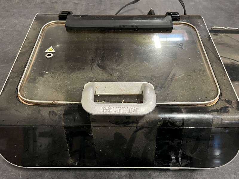 Photo 1 of Gourmia Smokeless Indoor Grill & Air Fryer raclette grill with Smoke Extracting Technology Extra-Large Nonstick Cooking electric grill indoor Korean BBQ Style 6 Quart FoodStation™