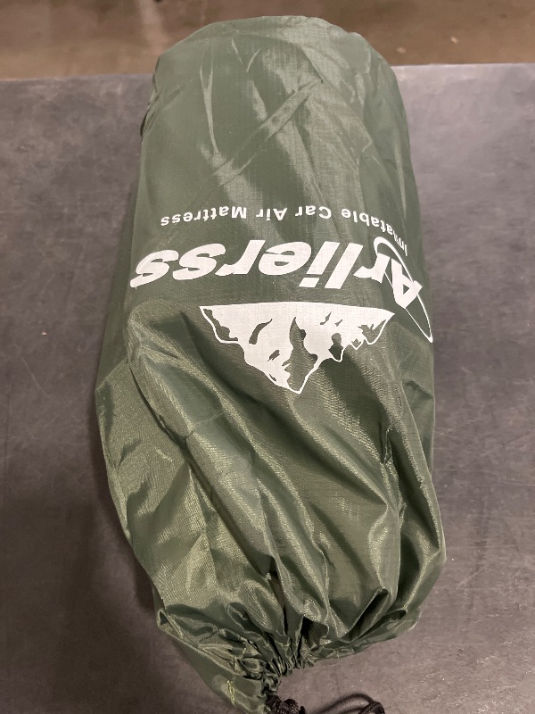 Photo 1 of Inflatable Sleeping Pad for Trucks Air Sleeping Mat for Camping Road Trip Car Sleeping Mats with Pump, Full, Green, new60956_2
