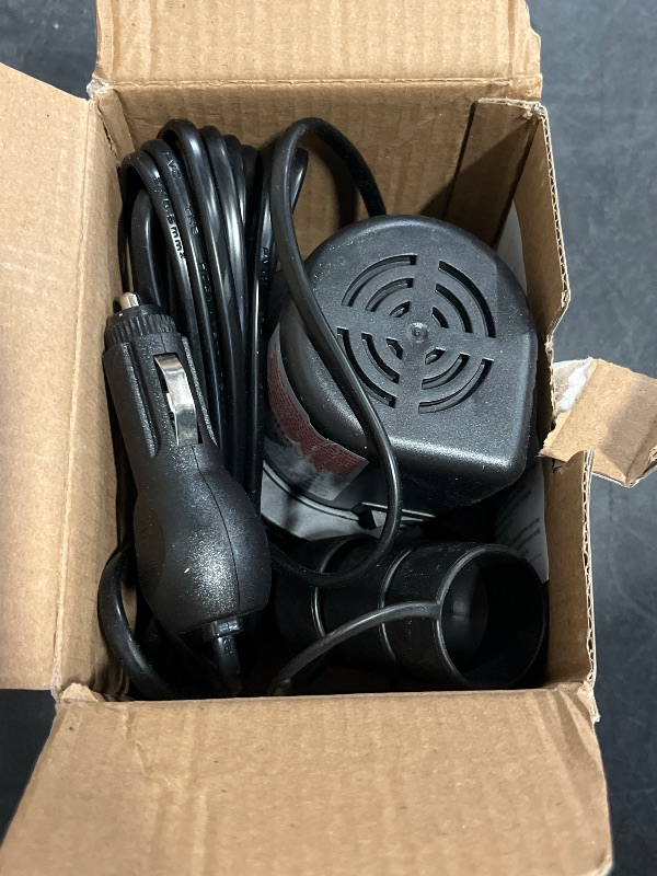 Photo 1 of Inflatable Sleeping Pad for Trucks Air Sleeping Mat for Camping Road Trip Car Sleeping Mats with Pump, Full, Green, new60956_2