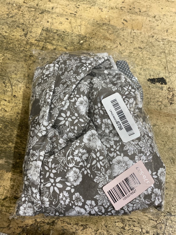 Photo 1 of 10 Pieces 20 x 20 Inch Squares Floral Patchwork Quilting Gray Square Bundle Sewing Patchwork Fabric Floral Dot Stripe Pattern Fabric for DIY Art Crafts Scrapbooking Hand Sewing Projects