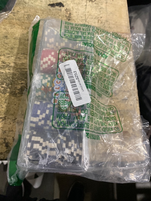 Photo 1 of 100 Piece Las Vegas Design Poker Chips in Clear Plastic Tray