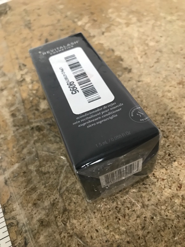 Photo 1 of (factory sealed) RevitaLash Cosmetics, RevitaBrow Advanced 1.5 mL, Eyebrow Conditioner, Serum, Physician Developed & Cruelty-Free