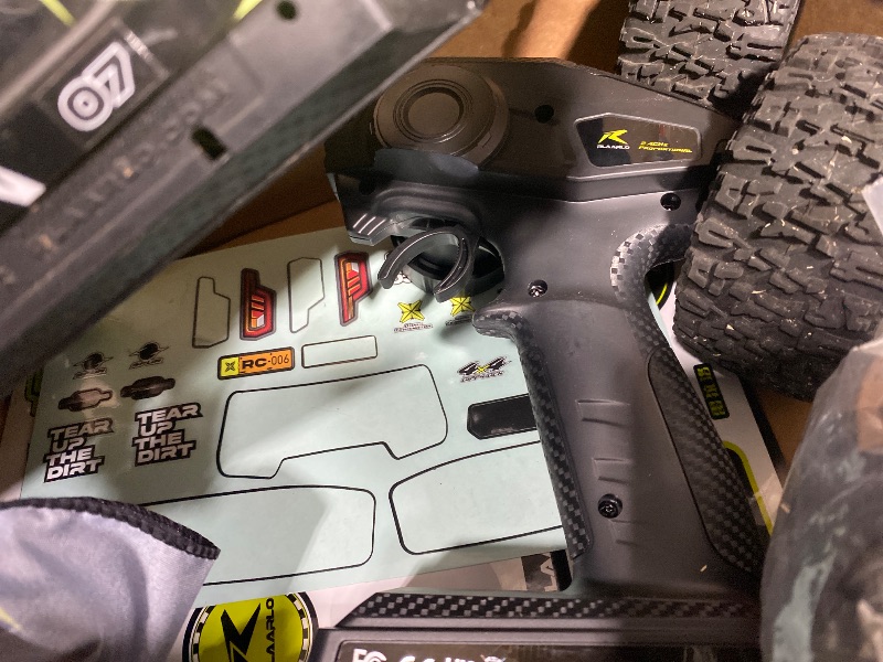 Photo 1 of ***MISSING PARTS***
AMORIL 1/10 RTR Brushless Fast RC Cars for Adults,Max 50mph Hobby Electric Off-Road Monster Truck,Waterproof High Speed RC Car 4WD Remote Control Car with 3S Lipo,Green