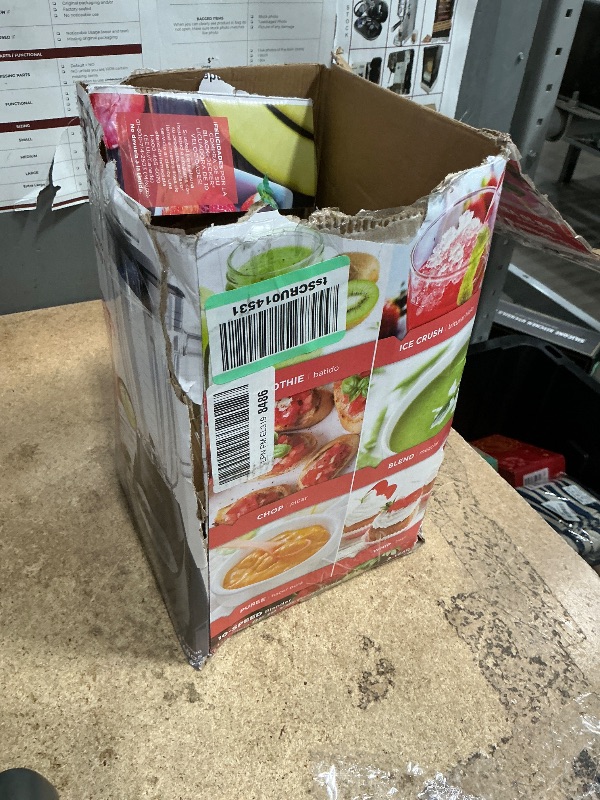 Photo 1 of *** PARTIAL SET *** BLACK+DECKER Countertop Blender with 6-Cup Glass Jar, 10-Speed Settings, Black, BL2010BG