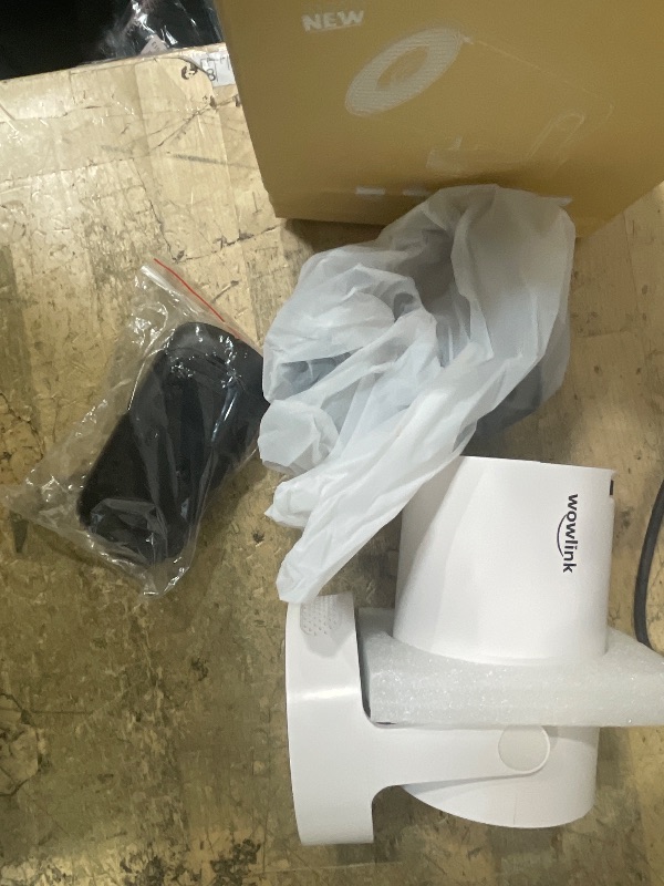 Photo 1 of [Built-in Apps & 2026 Upgraded] Mini Projector with WiFi 6 and Bluetooth 5.4 Support 4K 1080P Auto Keystone 180° Rotatable Projector Portable Compatibile with HDMI/TV Stick/Memory Stick/Laptop, White