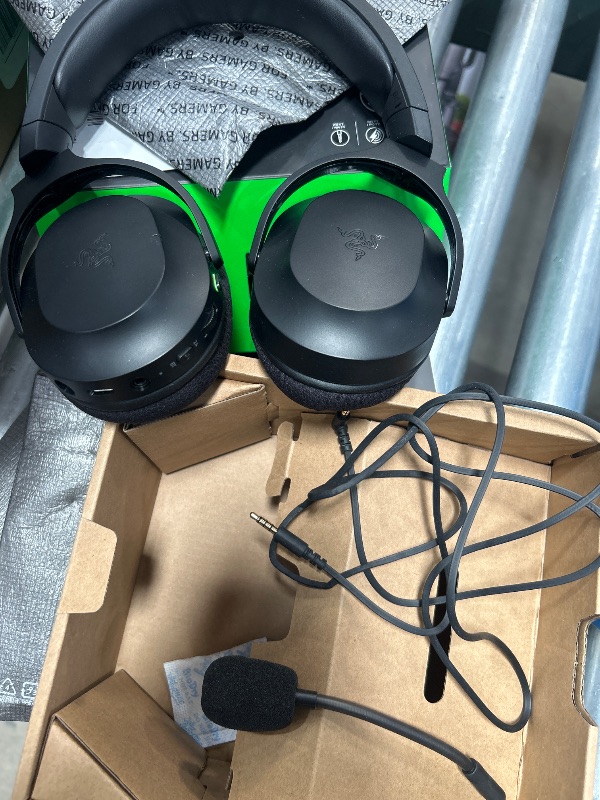 Photo 1 of **MISSING PIECES** Razer Barracuda X Wireless Gaming & Mobile Headset (PC, PlayStation, Switch 2, Android, iOS): 2.4GHz Wireless + Bluetooth - Lightweight - 40mm Drivers - Detachable Mic - 50 Hr Battery - Black