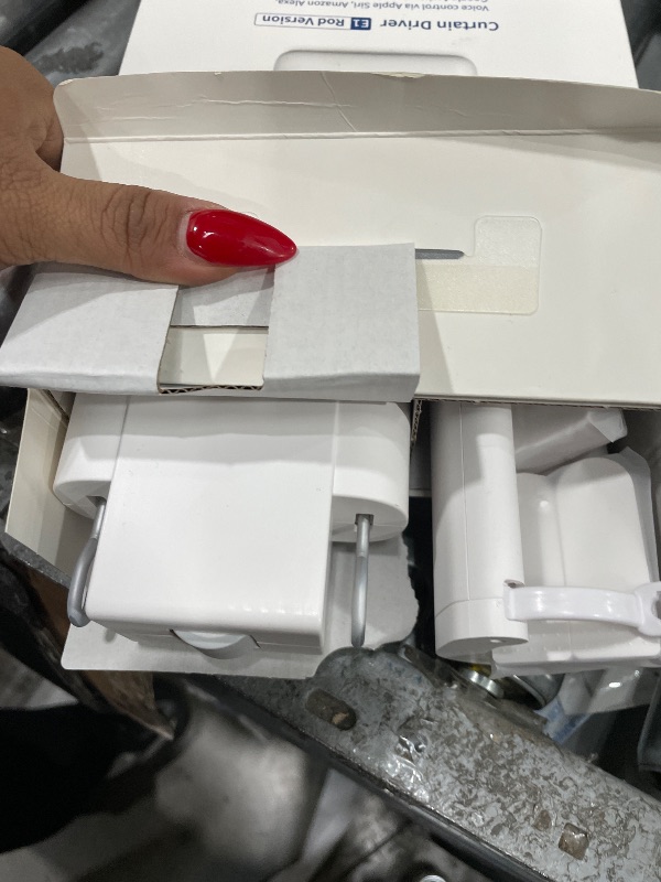 Photo 1 of [Upgraded Version] Aqara Smart Curtain Motor E1 (Rod Version, 1 Pack), Requires AQARA Zigbee 3.0 HUB, Not Support Hubs from Other Brands, Support HomeKit, Alexa and IFTTT