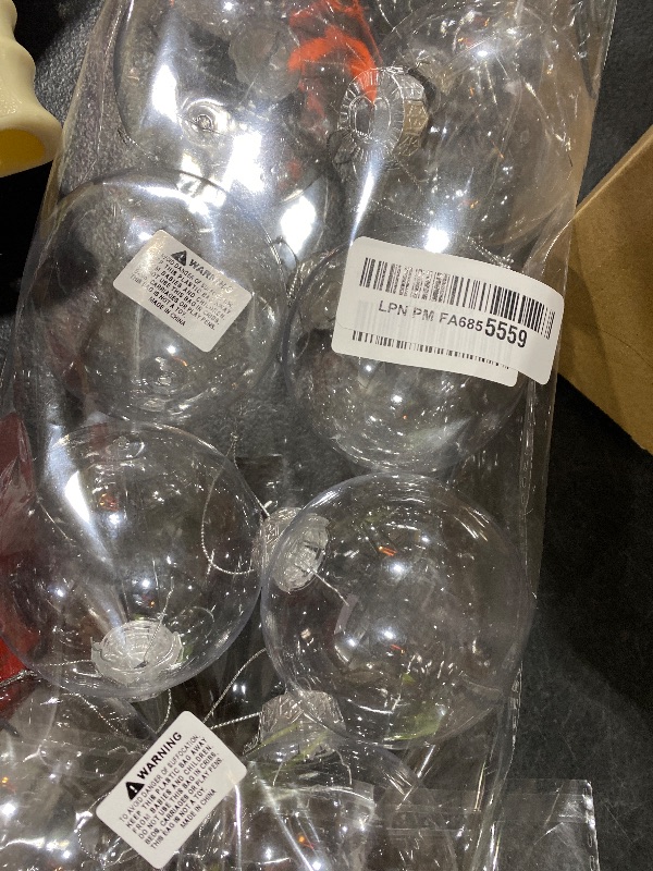 Photo 1 of 10-Pack Clear Plastic Ornaments, 80mm Clear Plastic Refillable Decorative Ball, 3.15 inch Christmas Fillable Balls for DIY Crafts, Christmas Tree Decoration, Wedding Party, Christmas House Decoration