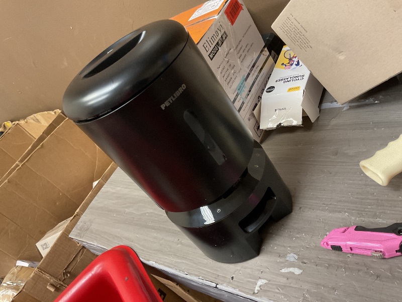 Photo 4 of PETLIBRO Automatic Cat Feeder with Camera, 1080P HD Video with Night Vision, 5G WiFi Pet Feeder with 2-Way Audio, Low Food & Blockage Sensor, Motion & Sound Alerts for Cat & Dog Single Tray