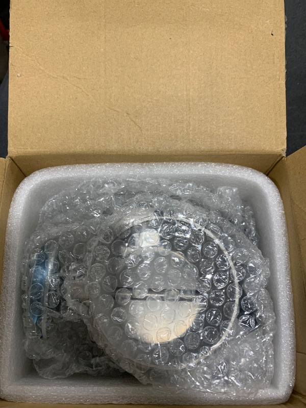 Photo 1 of GELUOXI Throttle Body Replacement for Chevy Avalanche Silverado Suburban Tahoe Cadillac Escalade GMC Sierra 1500 2500 Yukon XL 2000-2002 88984260