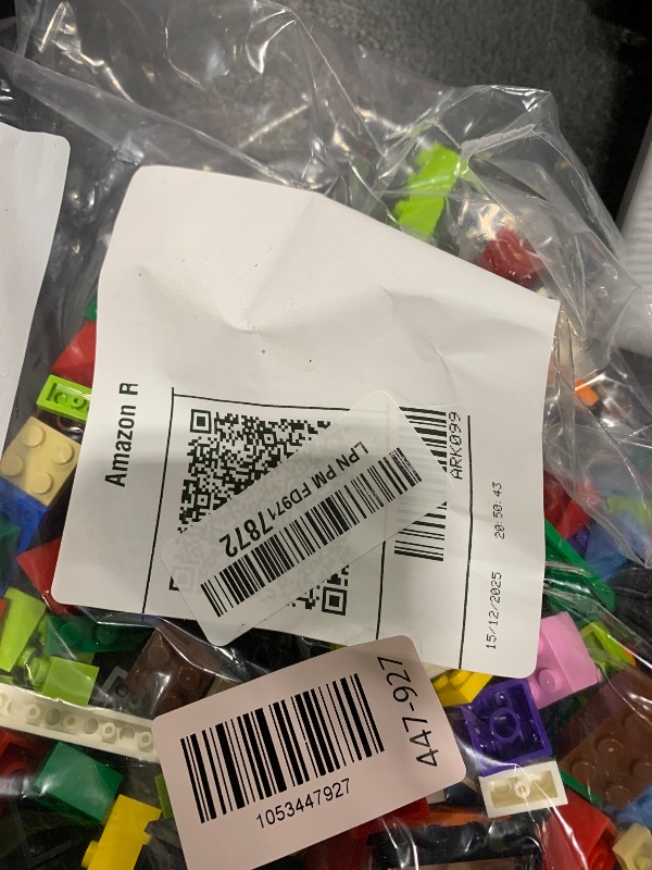 Photo 1 of LEGO Architecture London Skyline Collection 21034 Building Set Model Kit and Gift for Kids and Adults (468 pieces)