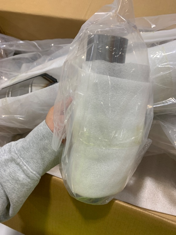 Photo 1 of SAROTIN Catalytic Converter Compatible with Ford F-150 2001 2002 2003 4.6L RWD ONLY, F-150 HERITAGE 2004, Expedition 2000 4.6L(EPA Compliant)