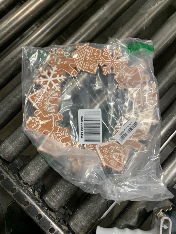 Photo 1 of 10Pcs Christmas Gingerbread Decorations Outdoor, Gingerbread Man Yard Signs with Stakes Xmas Gingerbread Lawn Signs for Xmas Holiday Garden Lawn Patio Pathway Decor Outside