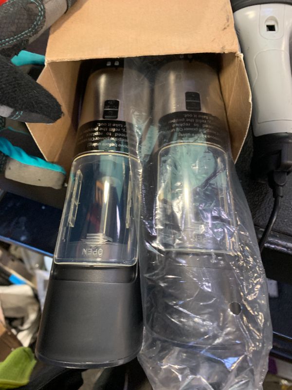 Photo 4 of Salt and Pepper Grinder Set Electric,Rechargeable Salt and Pepper Shakers Stainless Steel with USB C Dual Charging Base,Upgraded Large Capacity,Adjustable Coarseness,LED Light,Ideal for Mom