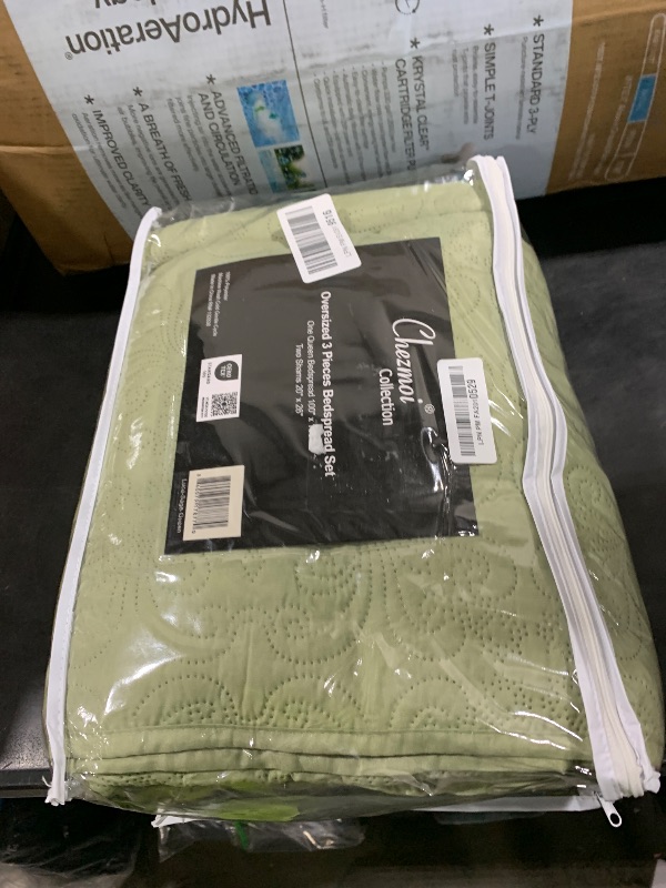 Photo 1 of Chezmoi Collection Luca 3-Piece Oversized Bedspread Set, Queen Size, Sage Green - Summer Quilt Lightweight Microfiber Bedspread 100 x 106 - Floral Medallion Pattern Coverlet for All Season