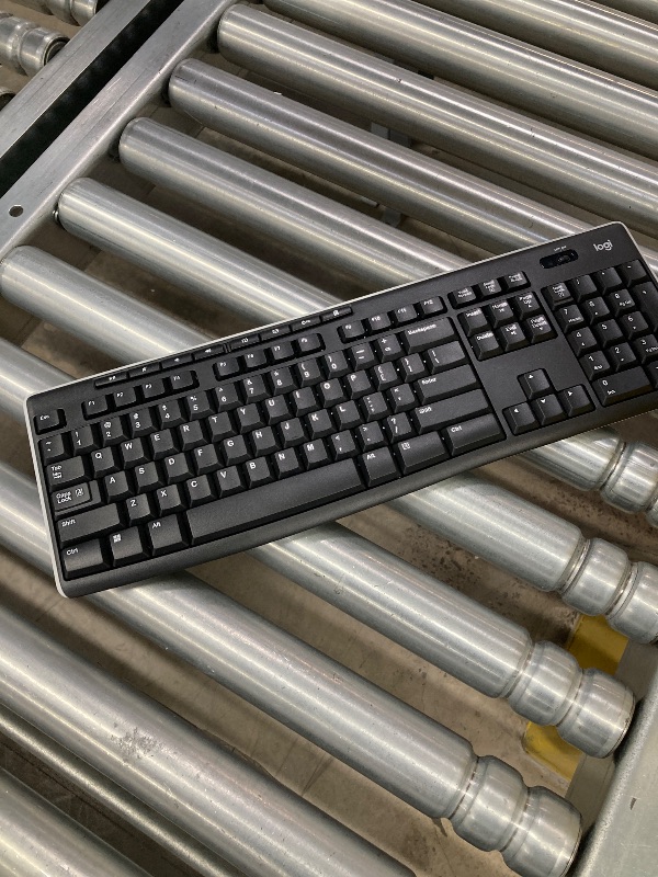 Photo 1 of ***(PARTS ONLY -MISSING PART -SELLING AS IS)*** Logitech K270 Wireless Keyboard, lack