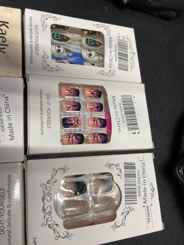 Photo 1 of ***7 PACKS INCLUDED***Halloween Press on Nails Medium Square MABKJLF Black Gradient Fake Nails Glitter False Nails with Spider Designs Glossy Glue on Nails Artificial Nails for Women Girls 24 Pcs***7 PACKS INCLUDED***