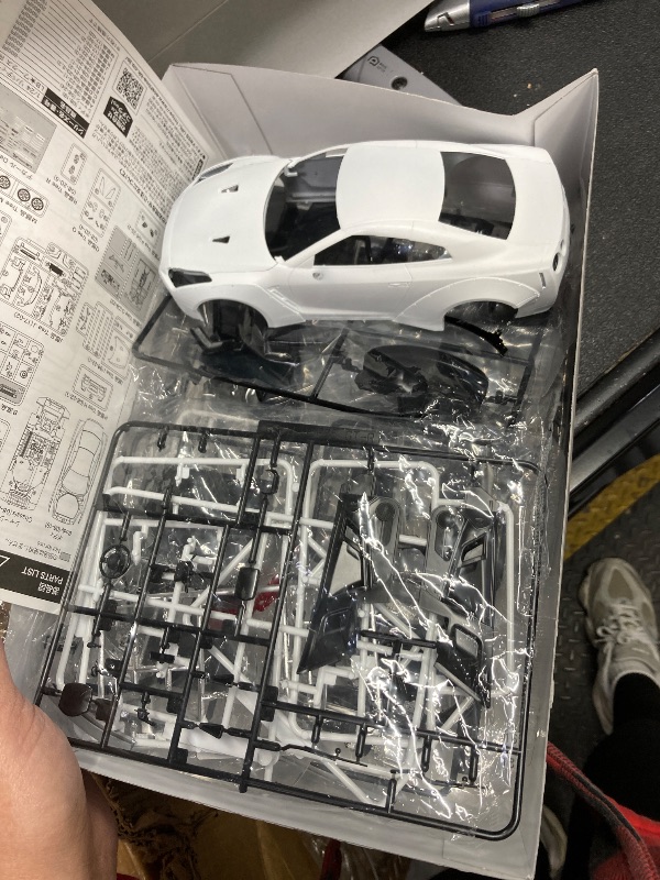 Photo 1 of ???????(AOSHIMA) LB Works R35 GT R Ver. 1 1:24 Model Kit