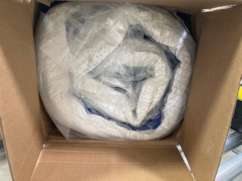 Photo 4 of TWIN XL 12" GEL MEMORY FOAM MATTRESS